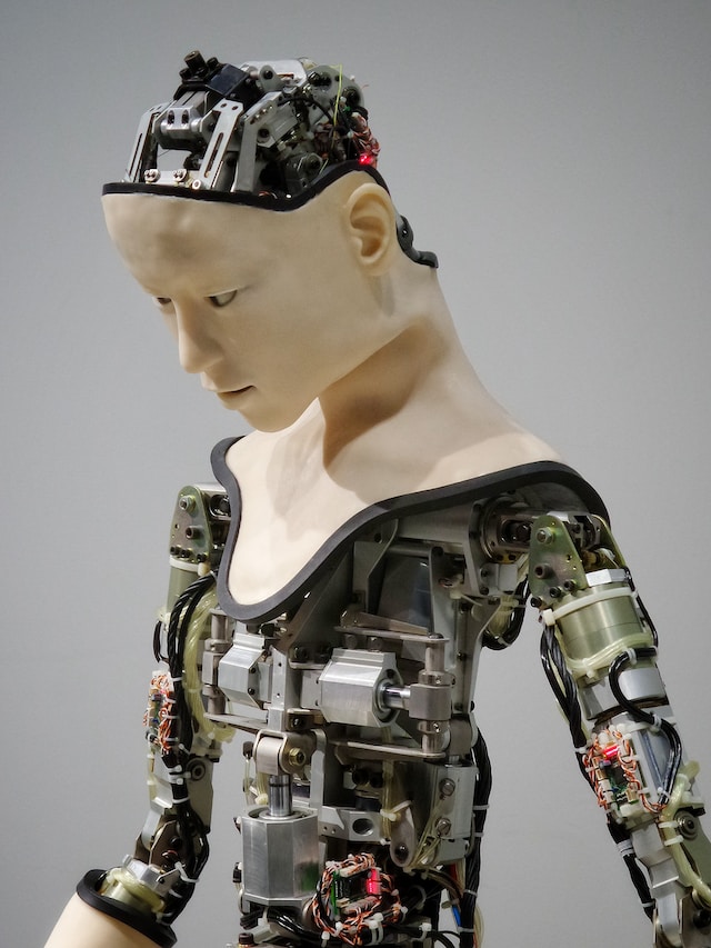 Robot humanoid- unsplash